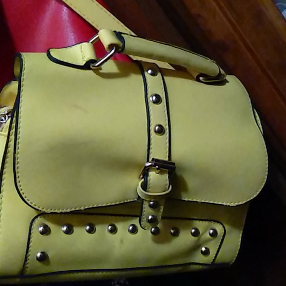 Purses - Picture 3 of 4